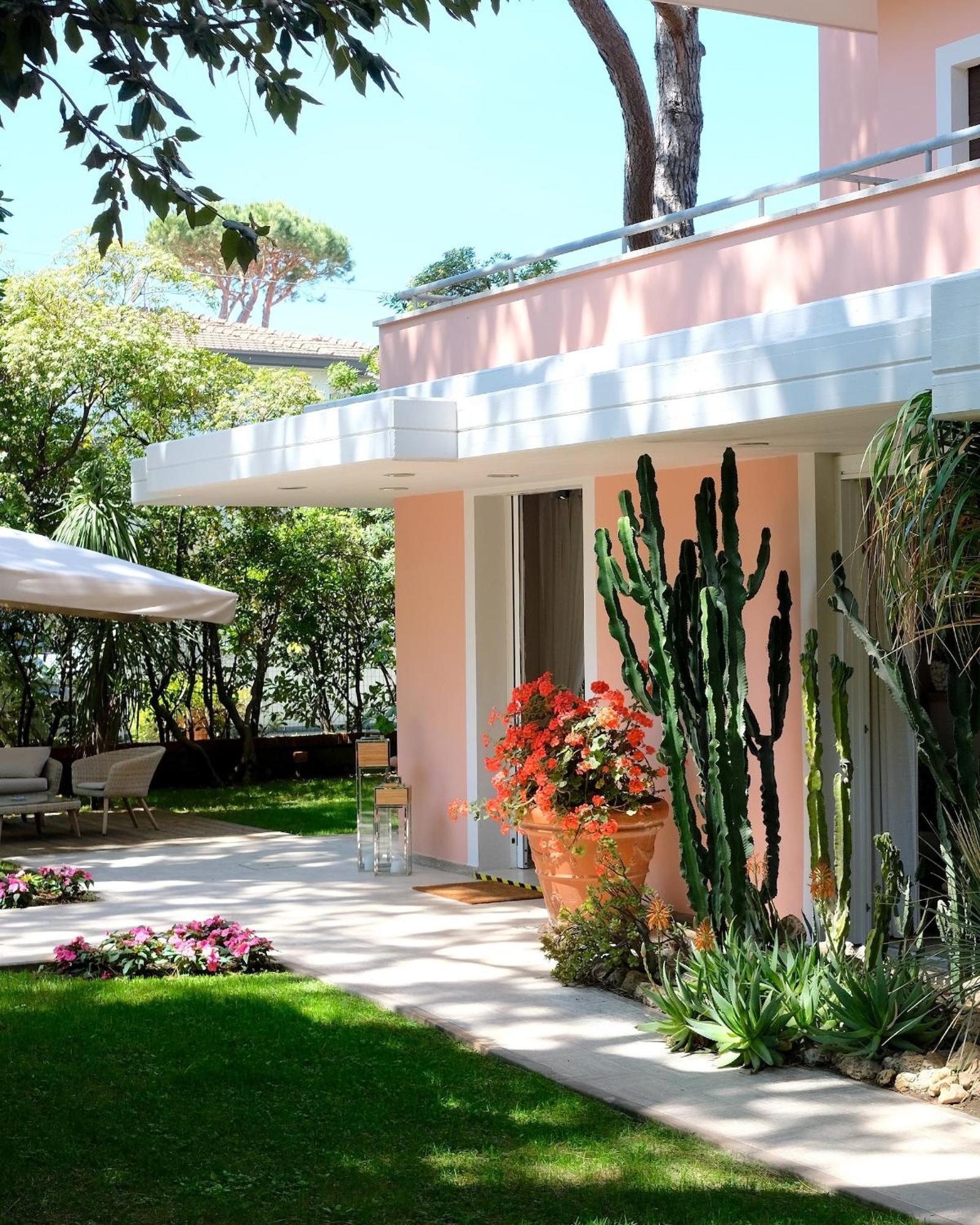 Hotel Piccolo Mondo Lido di Camaiore Esterno foto