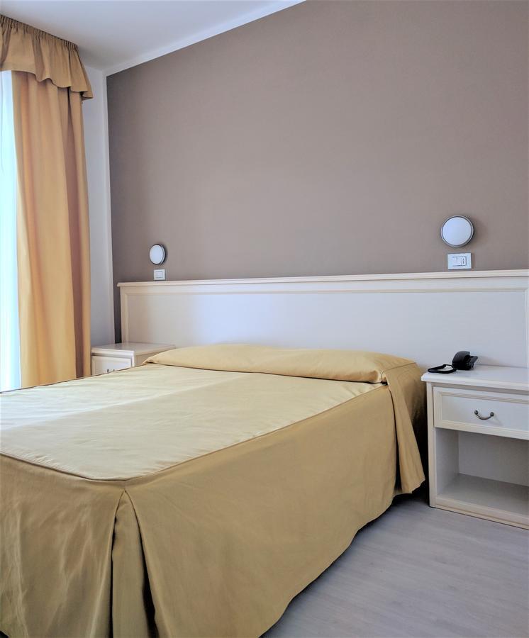 Hotel Piccolo Mondo Lido di Camaiore Esterno foto